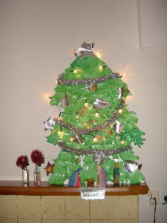 onze kerstboom, een werkstuk van Niklas' pre-school