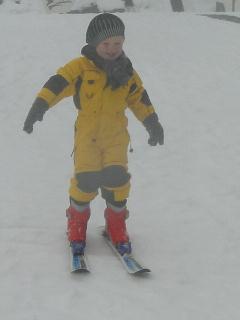 Niklas aan het skien