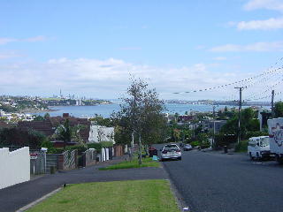 uitzicht over Auckland net even een stukje te straat omhoog van ons huis